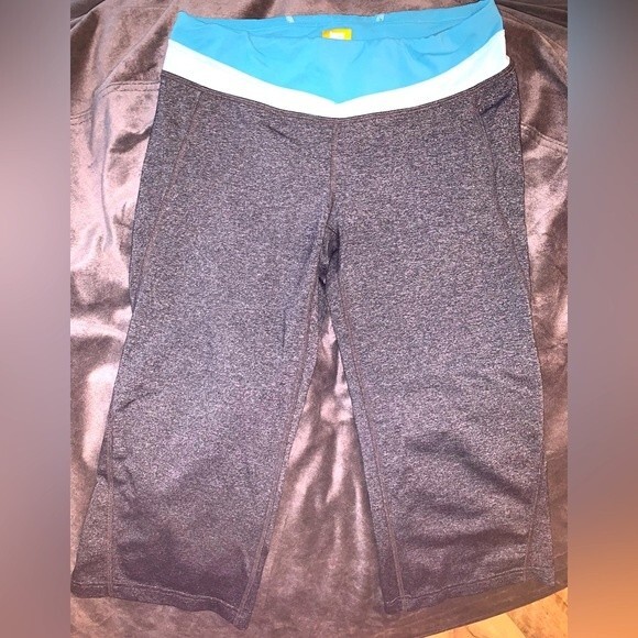 LUCY PowerMax Capri-‎ size M - Picture 1 of 6